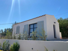 Maison avec vue sur le massif de l Étoile